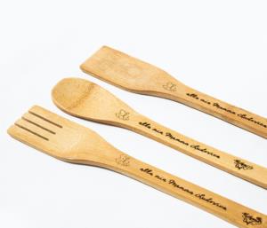 mestoli in legno da cucina personalizzati ad incisione