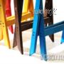 Arreda con sgabelli personali con vasta scelta di colori