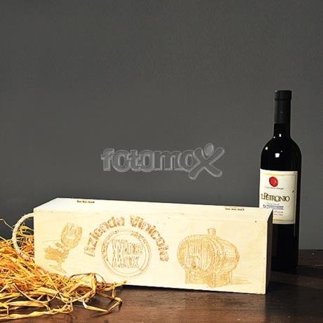 Cassetta in legno personalizzata con foto e testi